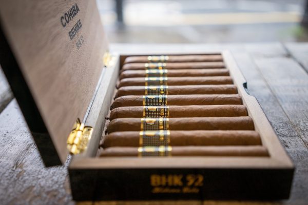 COHIBA BEHIKE 52 CIGAR - Image 3