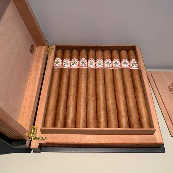 HOYO DE MONTERREY MARAVILLAS - COLECCIÓN HABANOS 2015 BOOK